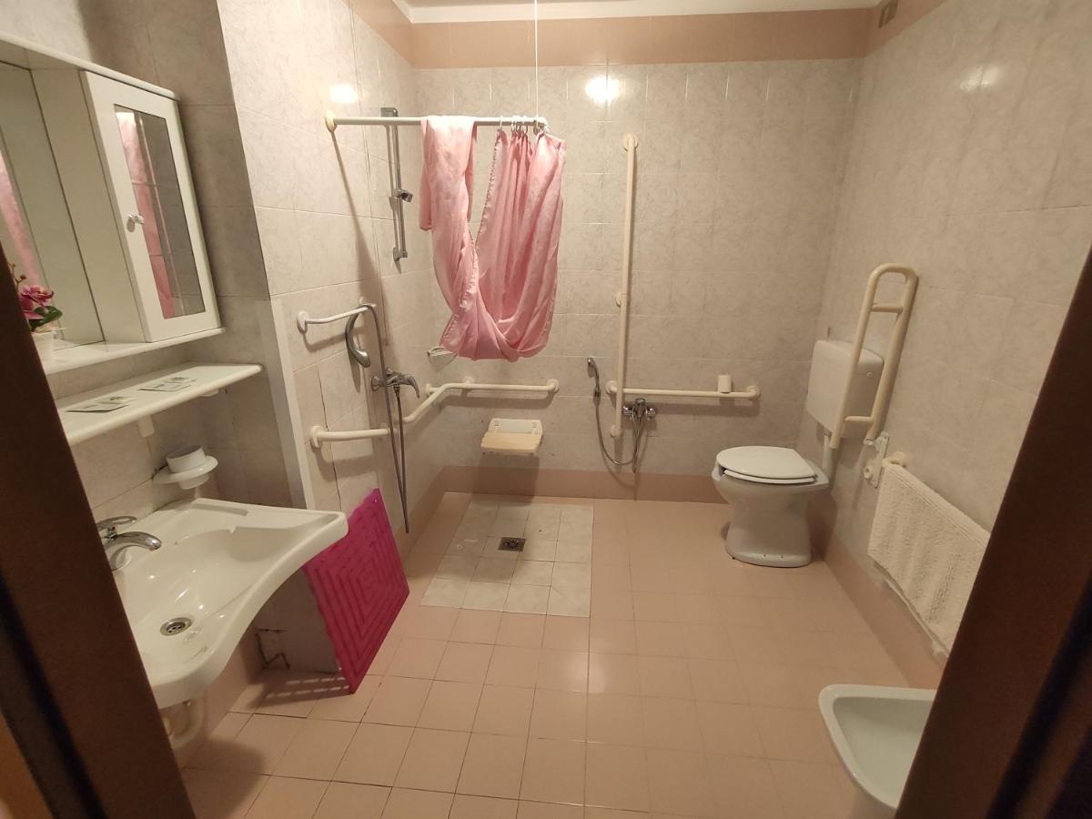 Albergo Al Trieste Nimis Eksteriør billede